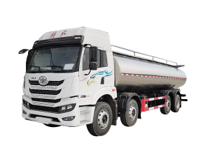 解放前四后六22立方奶罐車(chē)
